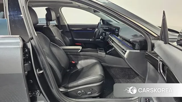 Hyundai Grandeur (GN7) id 3544988 из Кореи 20