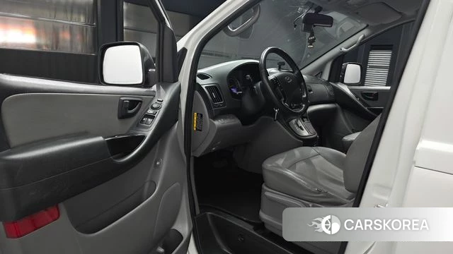 Hyundai The New Grand Starex id 3834998 из Кореи 20