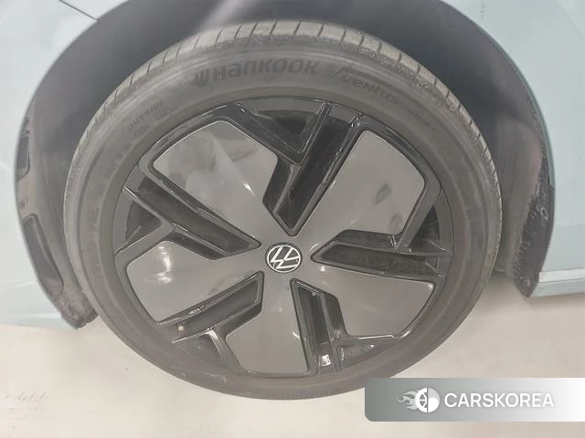 Volkswagen Passat id 4264663 из Китая 10