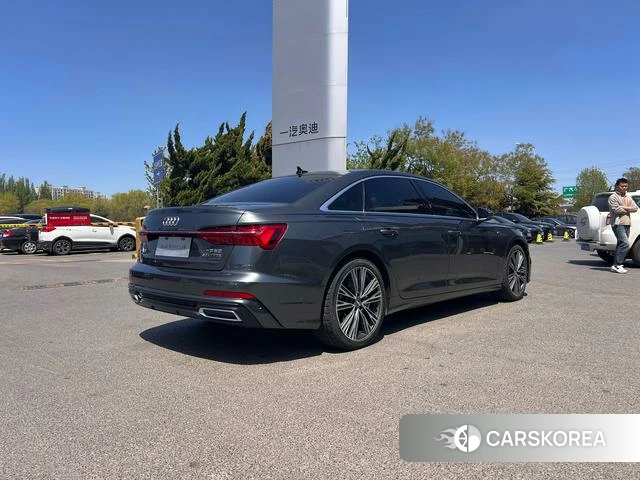 Audi A6L id 4274311 из Китая 11