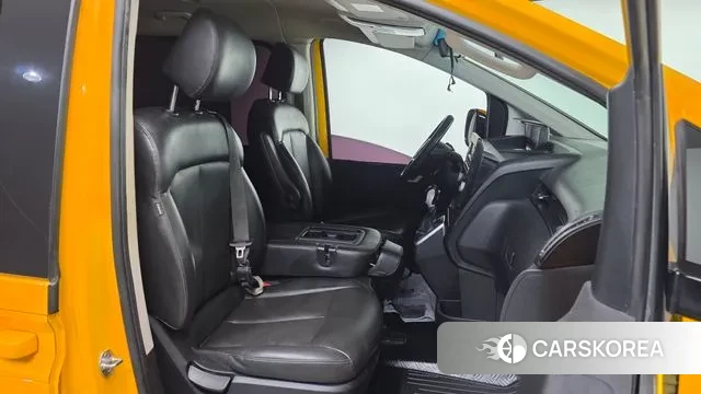 Hyundai Staria id 3621193 из Кореи 20