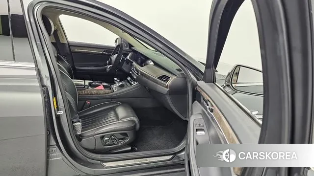 Genesis G90 id 3754297 из Кореи 20