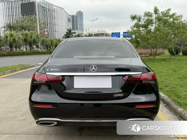 Mercedes-Benz E-class id 4277628 из Китая 22