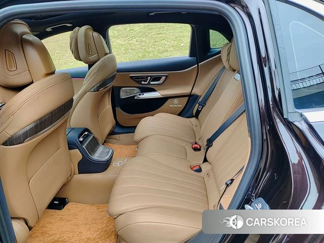 Mercedes-Benz E-class id 4348300 из Китая 10