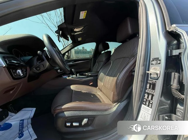 BMW 5 Series (G30) id 3879745 из Кореи 20