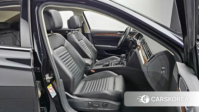 Volkswagen Passat GT (B8) id 3821014 из Кореи 20