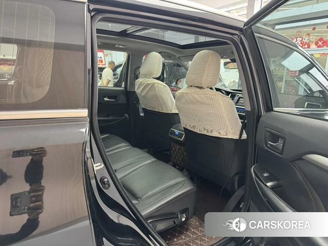 Toyota Highlander id 4190332 из Китая 28