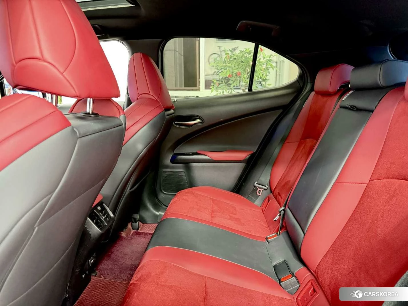 Lexus UX id 4440407 из Китая 20