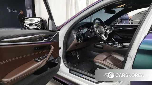 BMW 5 Series (G30) id 3515427 из Кореи 20