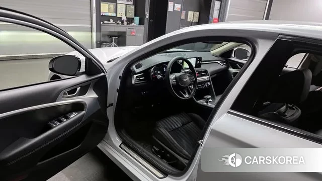 Genesis The New G70 id 3502873 из Кореи 20