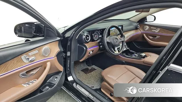 Mercedes-Benz E-Class W213 id 3651982 из Кореи 20
