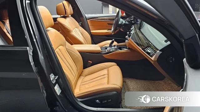 BMW 5 Series (G30) id 3390115 из Кореи 20