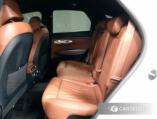 Genesis GV70 id 3898623 из Кореи 20