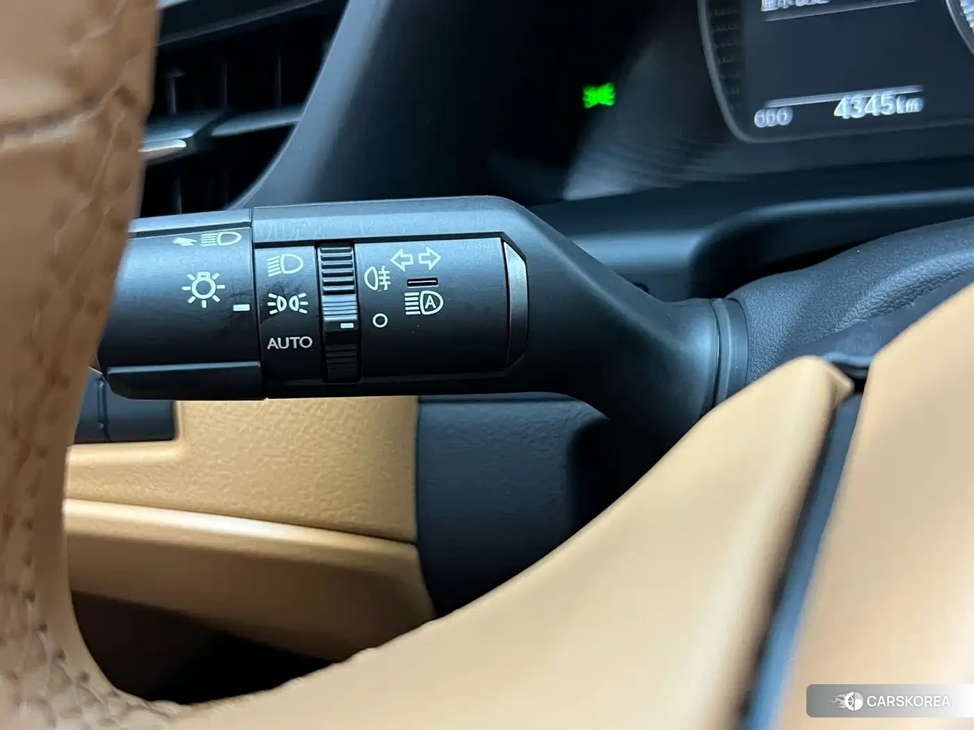 Lexus ES id 4565186 из Китая 27