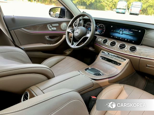 Mercedes-Benz E-class id 4265713 из Китая 21