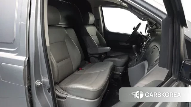 Hyundai The New Grand Starex id 3439916 из Кореи 20