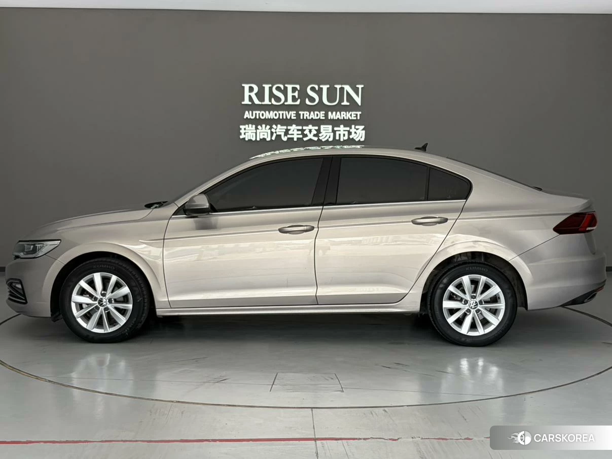 Volkswagen Bora id 4512549 из Китая 16
