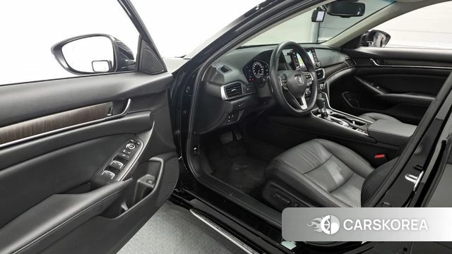 Honda Accord 10th Generation id 4293504 из Кореи 32