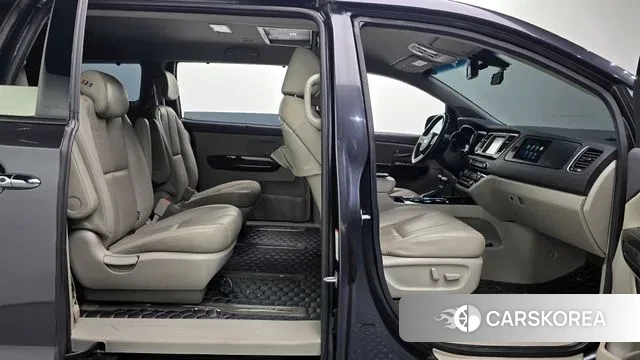 Kia The New Carnival id 3682362 из Кореи 20