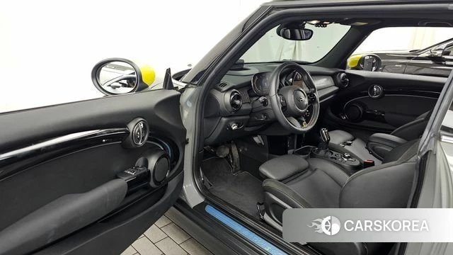 Mini Cooper Electric id 4646376 из Кореи 20