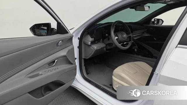 Hyundai The New Avante Hybrid (CN7) id 4539787 из Кореи 32