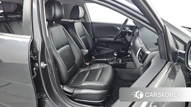 Kia Stonic id 3741626 из Кореи 20