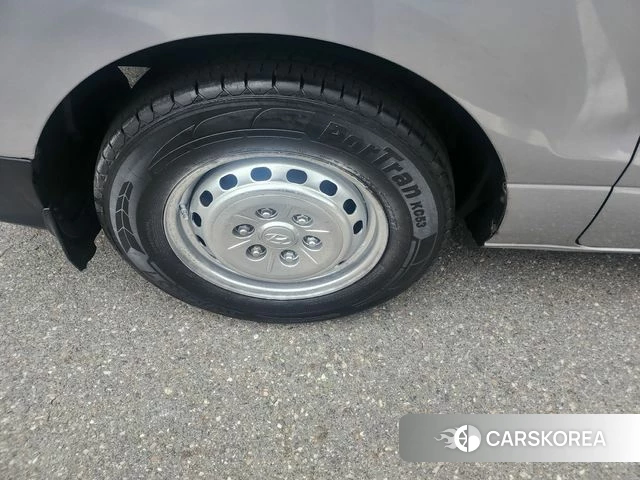 Hyundai The New Grand Starex id 4345605 из Кореи 19