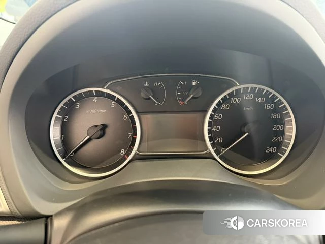 Nissan Xuan Yi id 4207968 из Китая 13