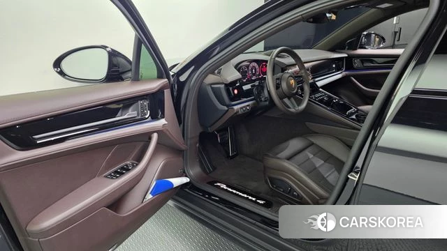 Porsche Panamera (976) id 4847579 из Кореи 39