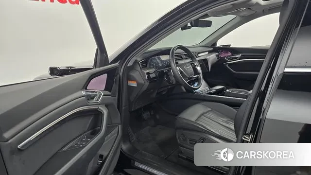 Audi e-Tron id 3069944 из Кореи 20