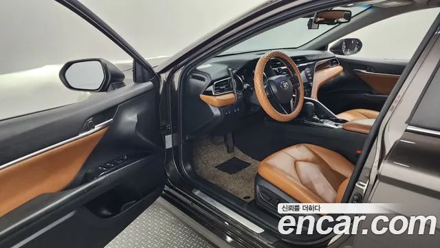 Toyota Camry (XV70) id 2839341 из Кореи 20