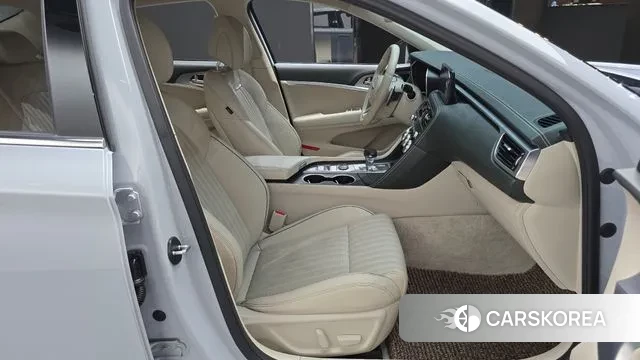 Genesis The New G70 id 3764444 из Кореи 20