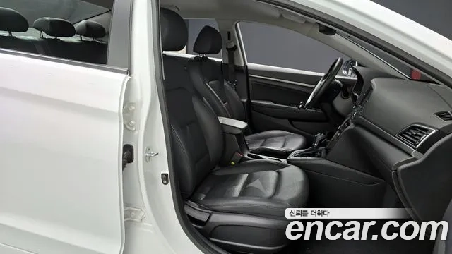 Hyundai Avante AD id 2922796 из Кореи 20