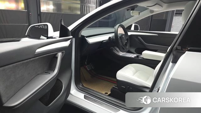 Tesla Model Y id 4442897 из Кореи 20