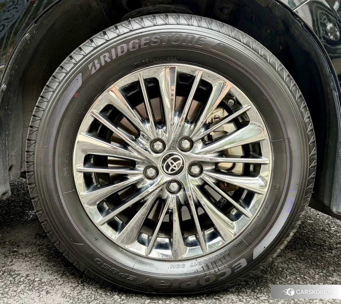 Toyota Elfa id 4499127 из Китая 25