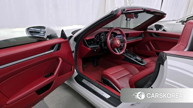 Porsche 911(992) id 4180006 из Кореи 20