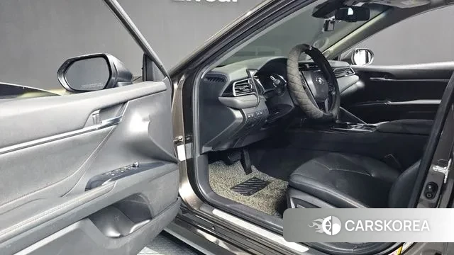 Toyota Camry (XV70) id 3578816 из Кореи 20