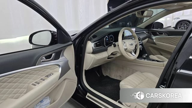 Genesis The New G70 id 4501343 из Кореи 38