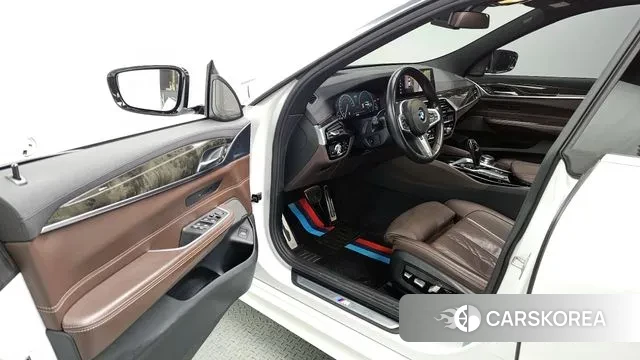 BMW 6 Series GT (G32) id 3531035 из Кореи 20