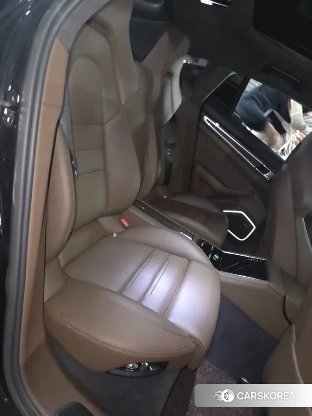 Porsche Panamera (971) id 3417329 из Кореи 12