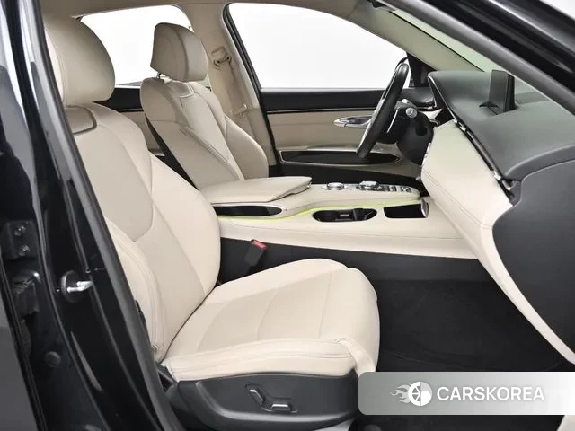 Genesis GV70 id 3329055 из Кореи 20