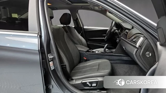 BMW 3 Series (F30) id 3602352 из Кореи 20