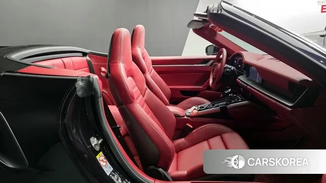 Porsche 911(992) id 3192409 из Кореи 20