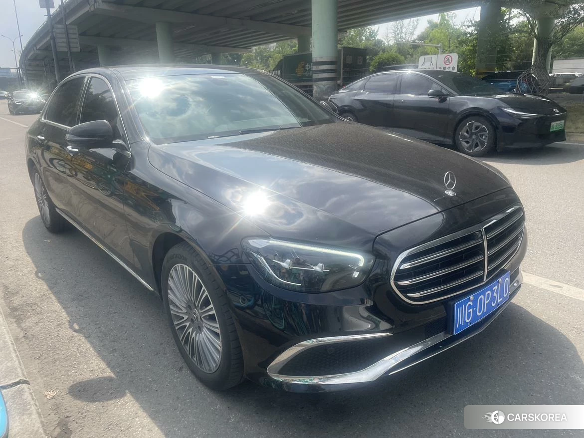 Mercedes-Benz E-class id 4504798 из Китая 10