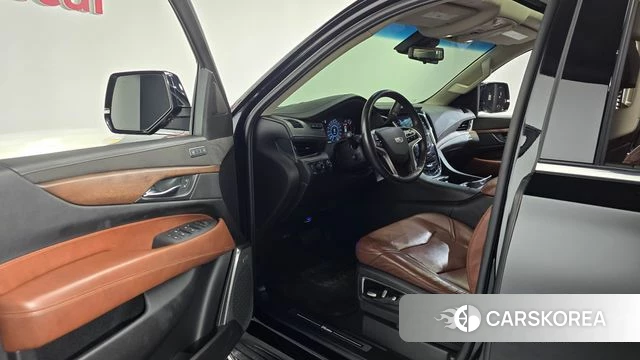Cadillac Escalade id 4677994 из Кореи 36