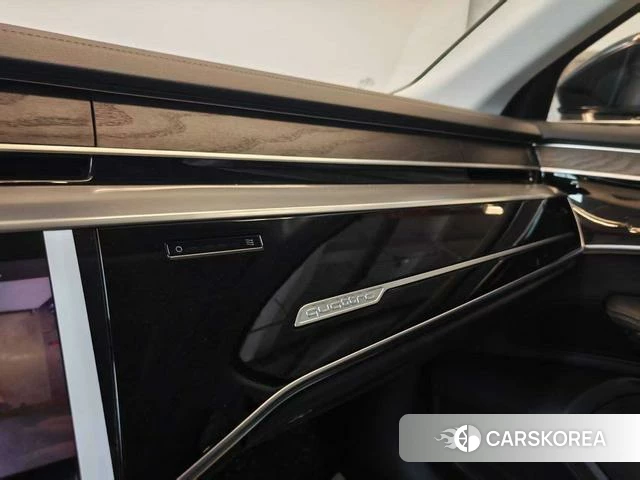 Audi A8 id 4329199 из Китая 22