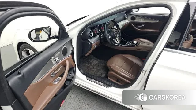 Mercedes-Benz E-Class W213 id 3677363 из Кореи 20