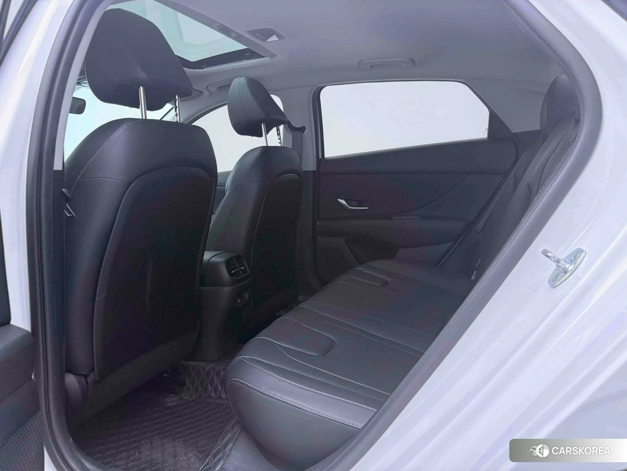Hyundai Elantra id 4504877 из Китая 16