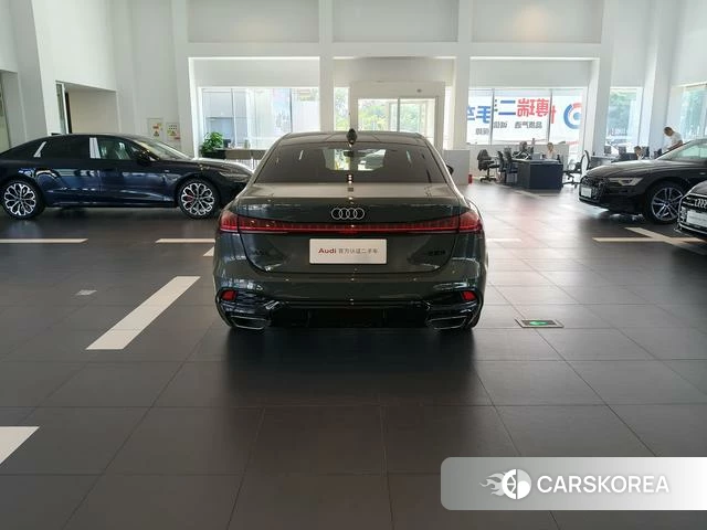 Audi A5L id 4301841 из Китая 16