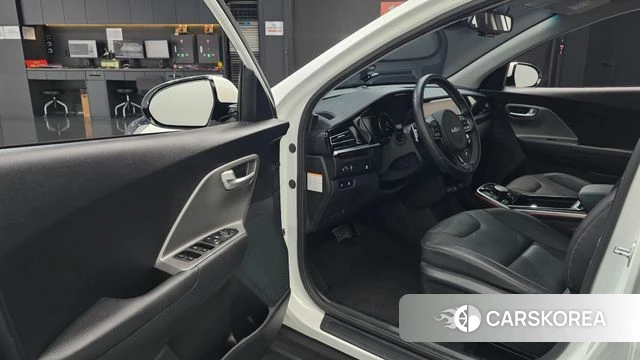 Kia Niro Plus id 4696826 из Кореи 30